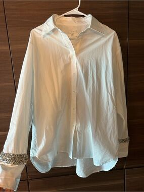 A.L.C. Beautiful White Long Sleeve Button-Up Blouse with Embellished Cuffs